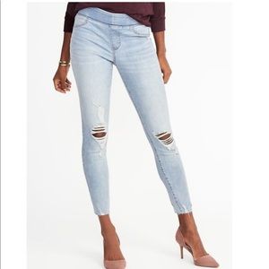 Distressed Rockstar ankle jeggings